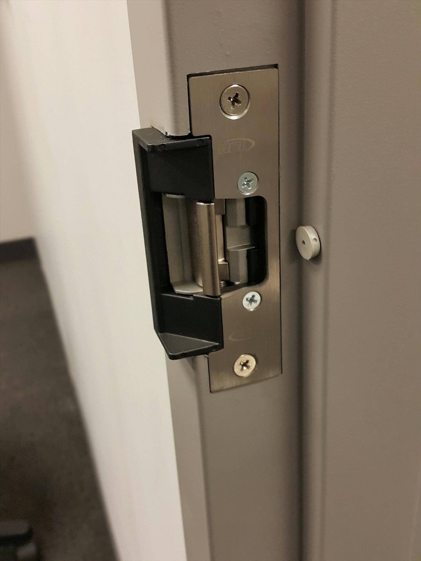 قفل مقابل برقی چیست؟!