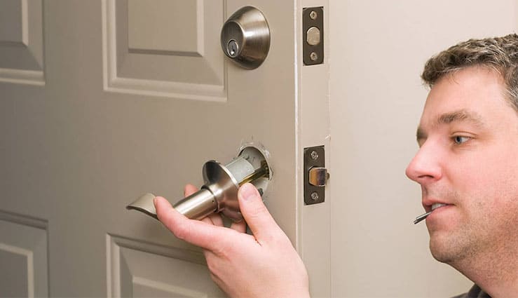 راهنمای نصب قفل درب