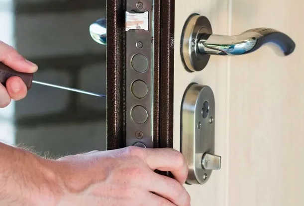 راهنمای نصب دستگیره درب