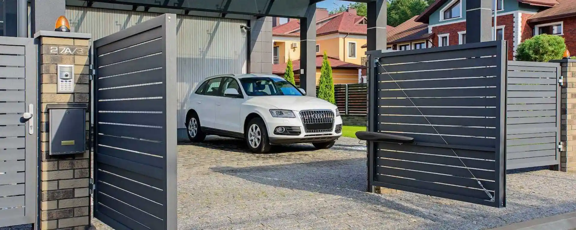 آشنایی با انواع درب برقی اتوماتیک