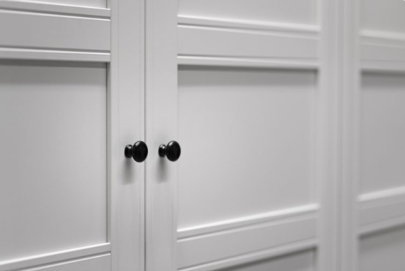 برای درب سفید از چه رنگ دستگیره استفاده کنیم؟