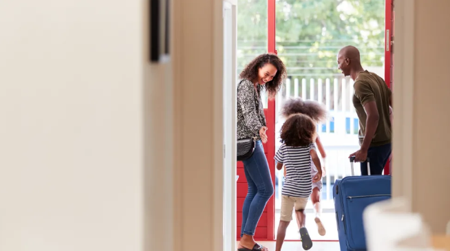 10 نکته مهم برای امنیت خانه در سفر