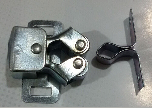 غلطک درب ریلی یا بلبرینگ درب ریلی