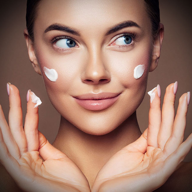 تأثیر کرم آبرسان بر لک صورت