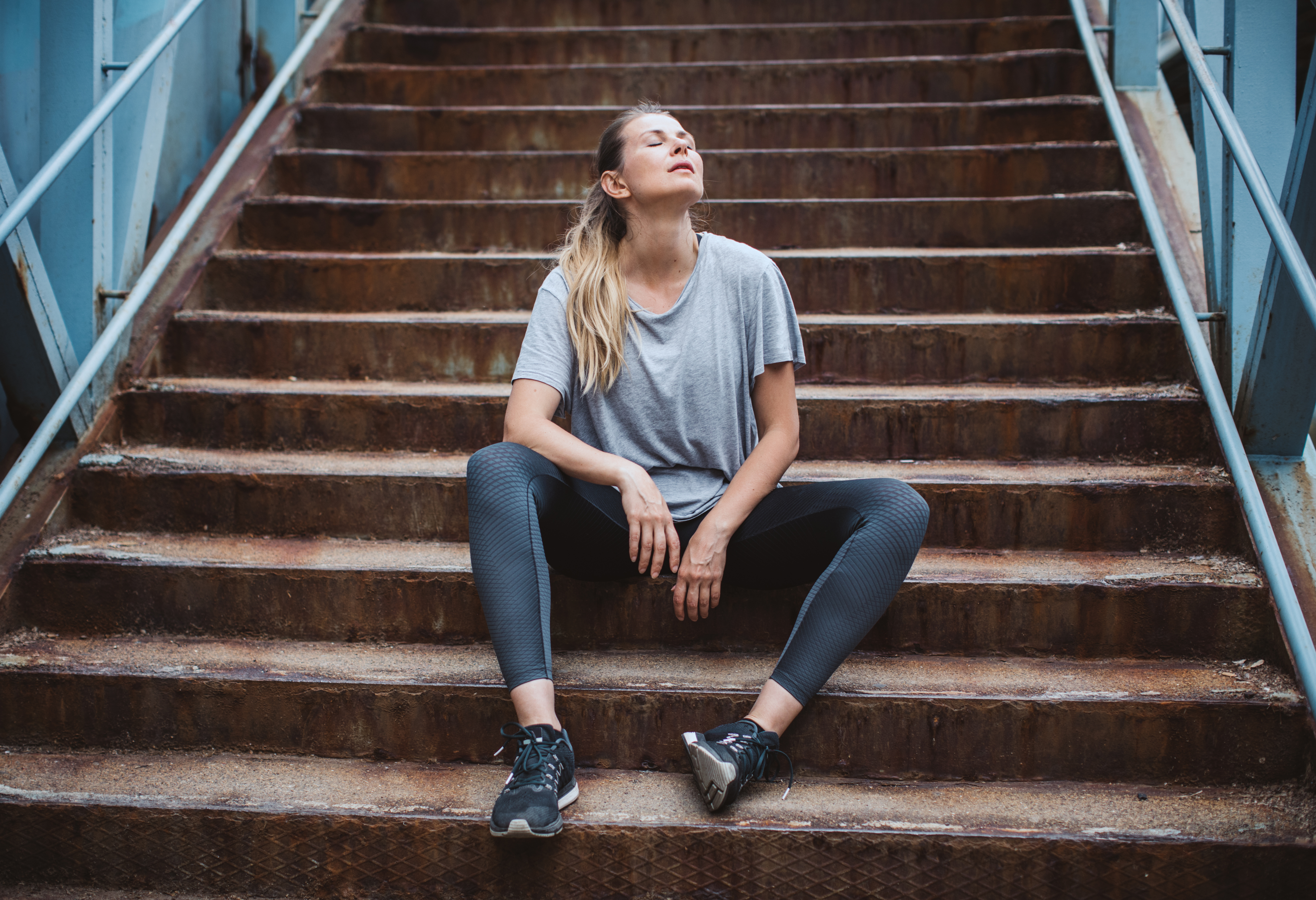 چرا بعد از بالارفتن از پله‌ها تپش قلب می‌گیریم؟