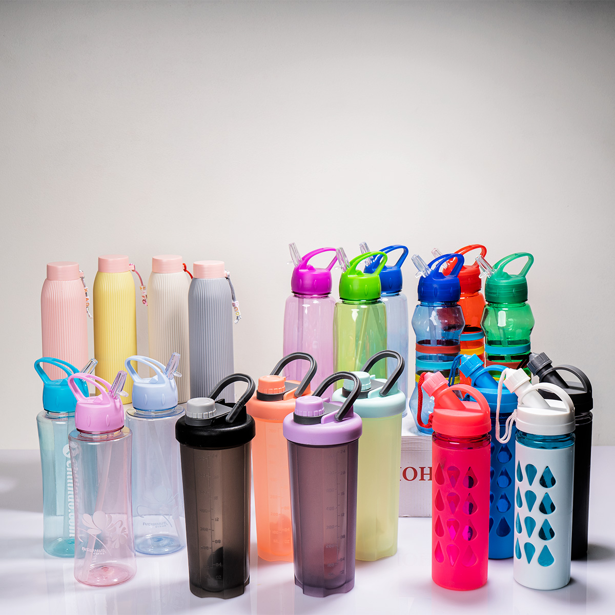 بهترین بطری برای نگهداری آب در تابستان