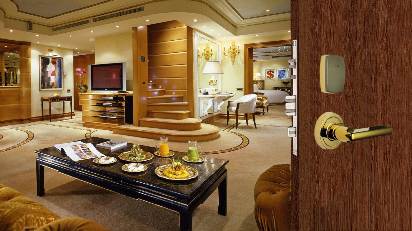 تفاوت قفل آنلاین هتلی با قفل آفلاین هتلی چیست؟