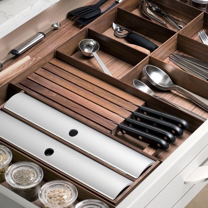 جاقاشقی داخل کابینت