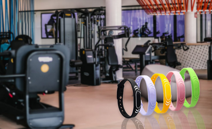 همه چیز درباره مچ بند باشگاهی