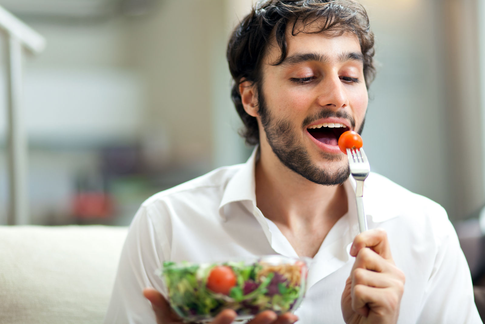 چرا باید در فصل بهار غذاهای سبک تری بخوریم؟